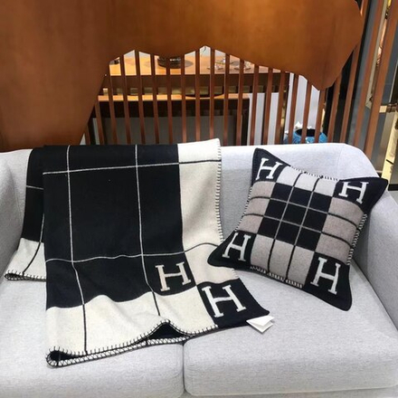 Подушка Hermes