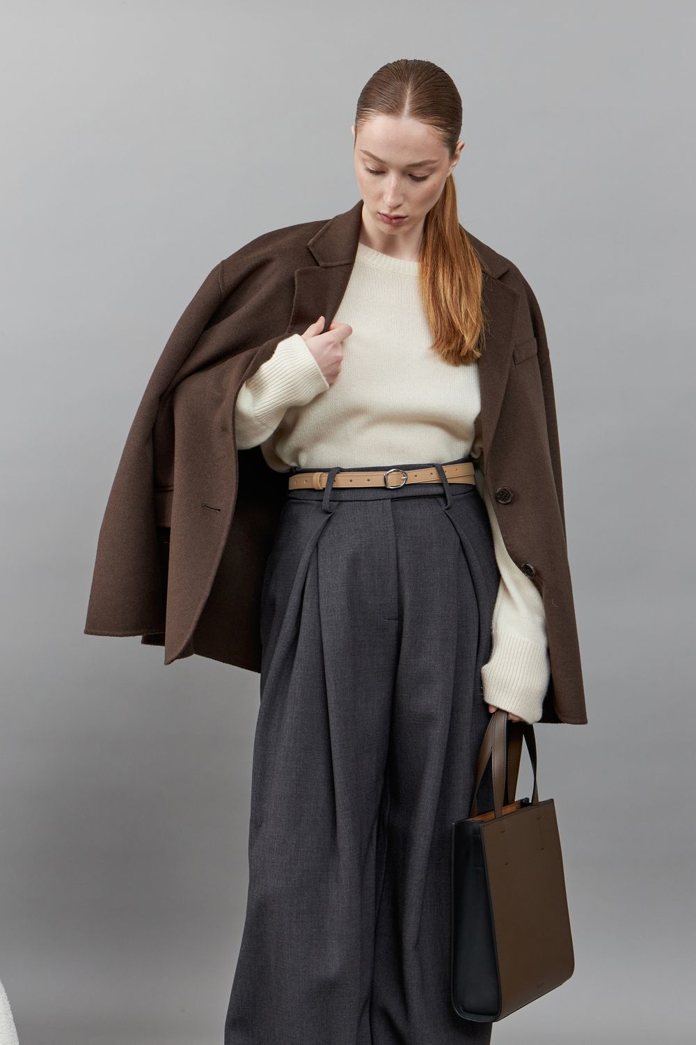 БАЗОВЫЙ ТОНКИЙ РЕМЕНЬ С МЯТОЙ ПРЯЖКОЙ BEIGE