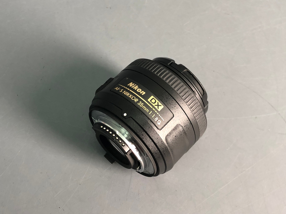 Nikon 35mm 1.8G AF-S DX Nikkor