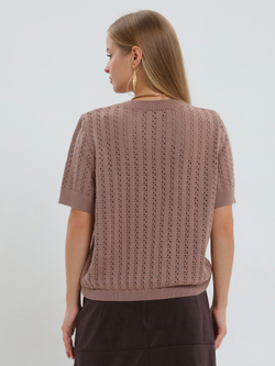 Ажурная футболка с вертикальными полосами