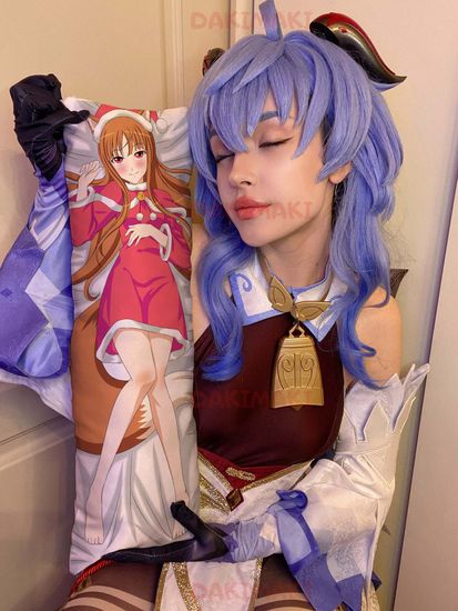 Мини дакимакура Холо из Волчица и пряности арт. M0418, 60х20 см