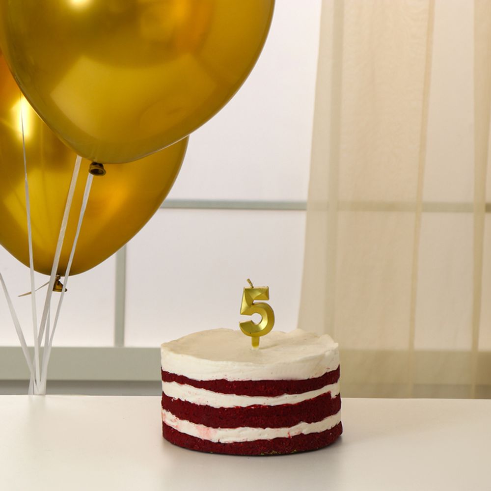 Свеча для торта цифра золотая 5 + воздушные шары, 5шт