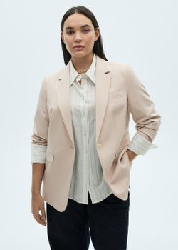 Костюмный приталенный блейзер