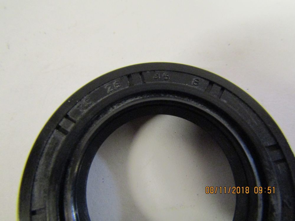 Сальник (28х45х8) ведущего вала вибратора виброплиты TSS-СРС-240/CP-80/Oil seal