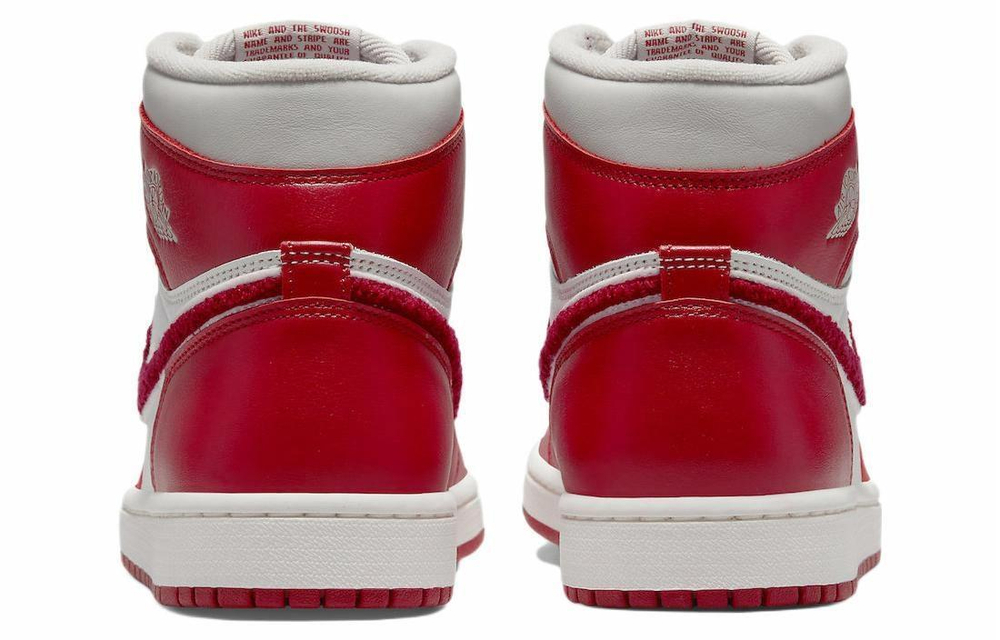 Кроссовки Jordan Air Jordan 1 Retro High Og "Newstalgia Chenille" (Женская размерная сетка)
