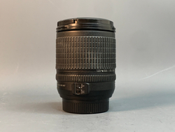 Nikon 18-135mm f/3.5-5.6G ED-IF AF-S DX Zoom-Nikkor