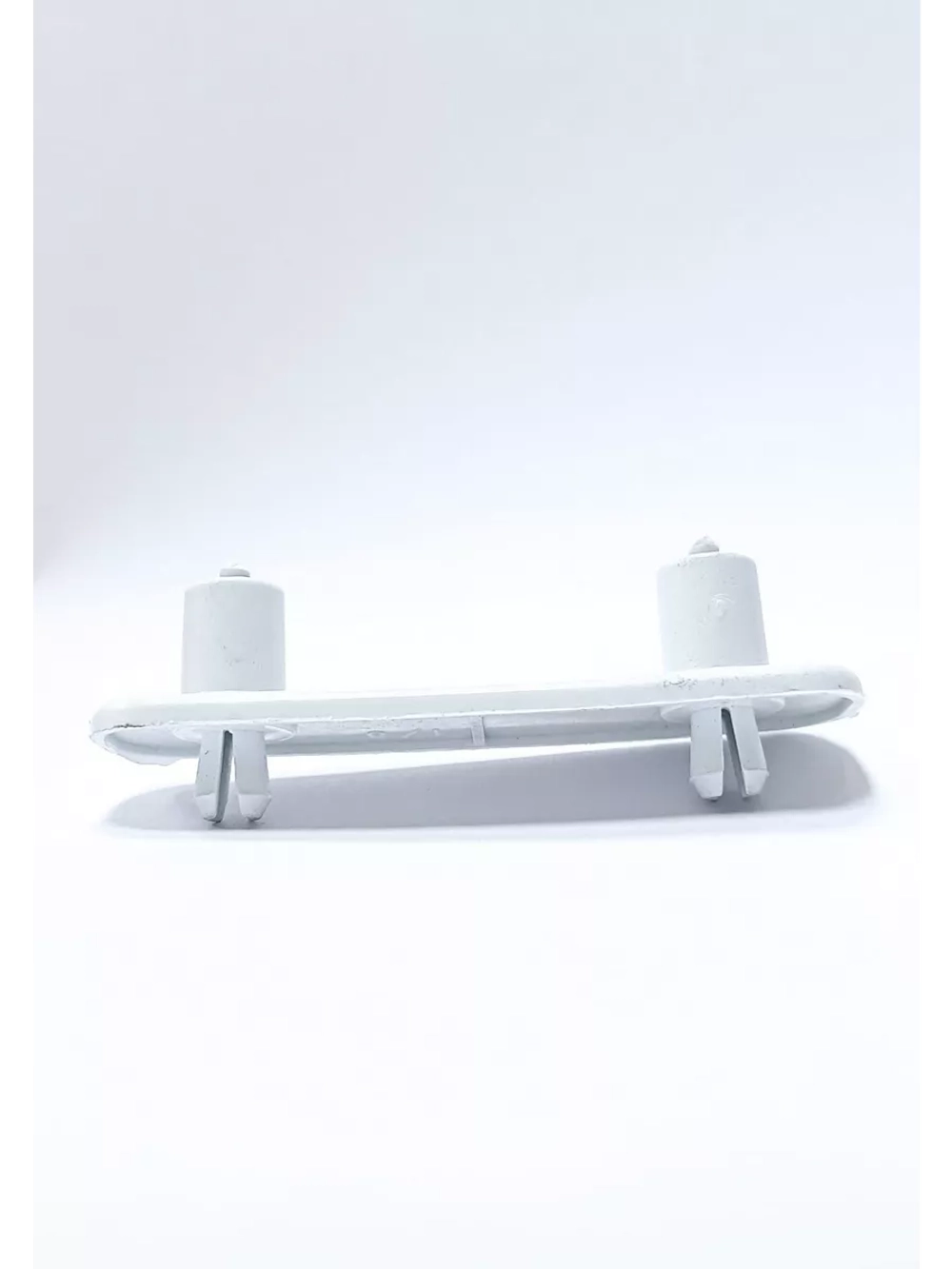 Фиксатор (расширитель) откидной дверцы холодильника Indesit / Hotpoint-Ariston С00510430 (C00857144)