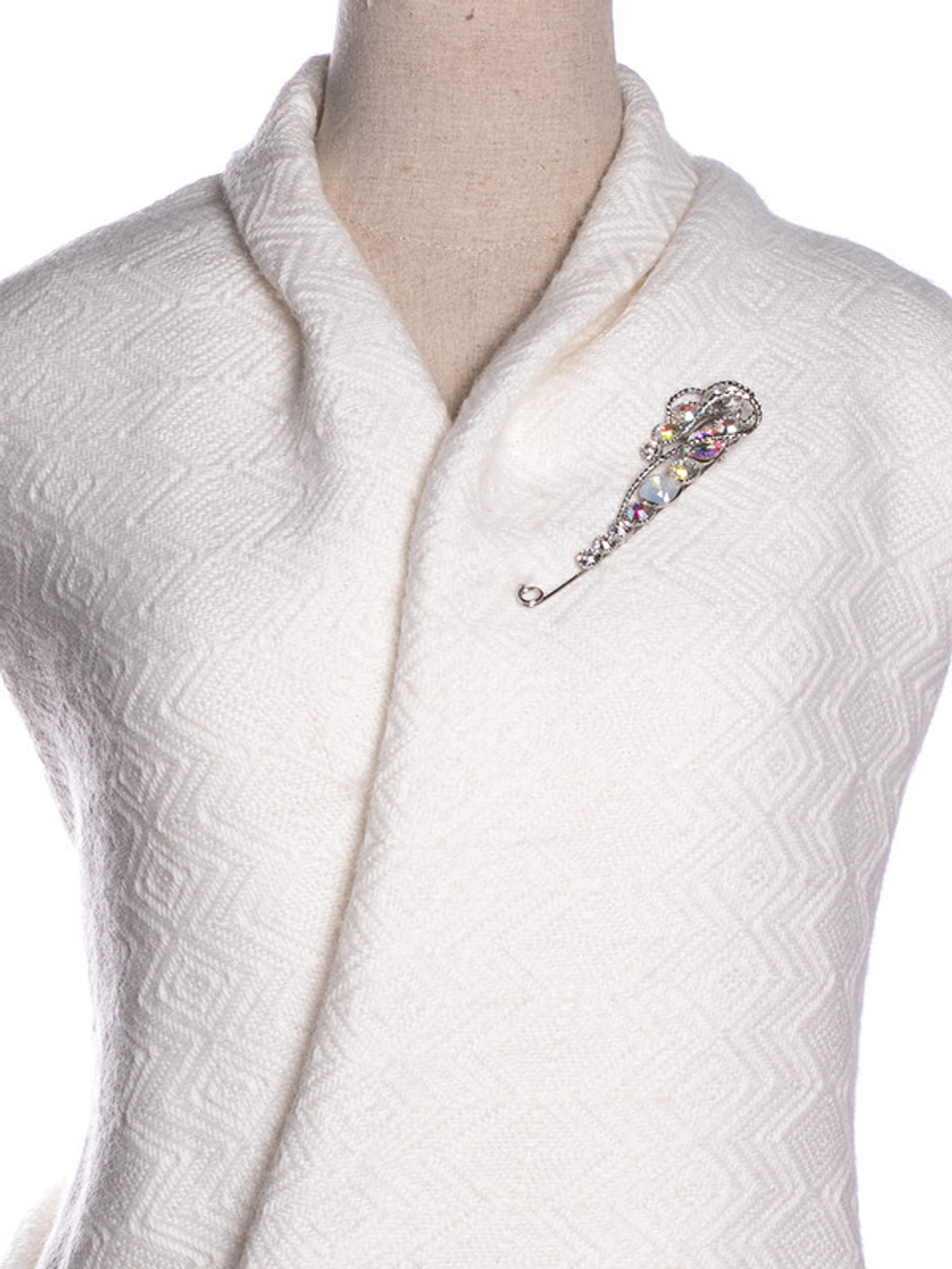 30046680 Брошь Chance