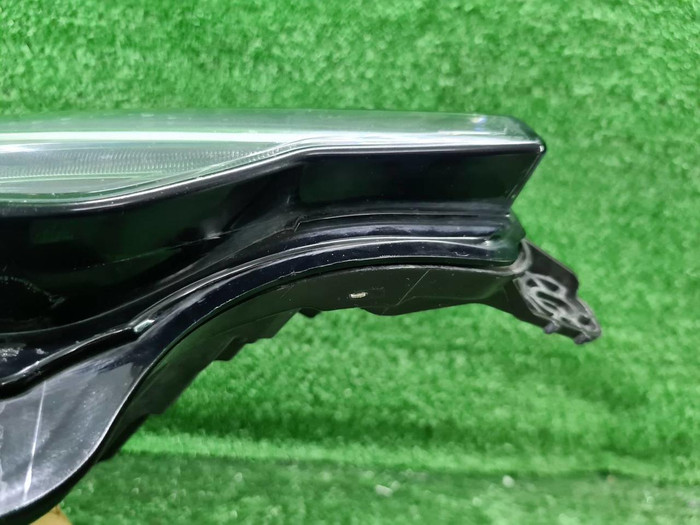 Фара правая Volvo S60 3 (2018-н.в.) LED