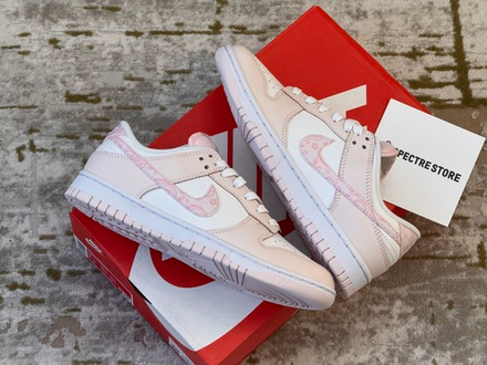 Nike Dunk Low Pink Paisley