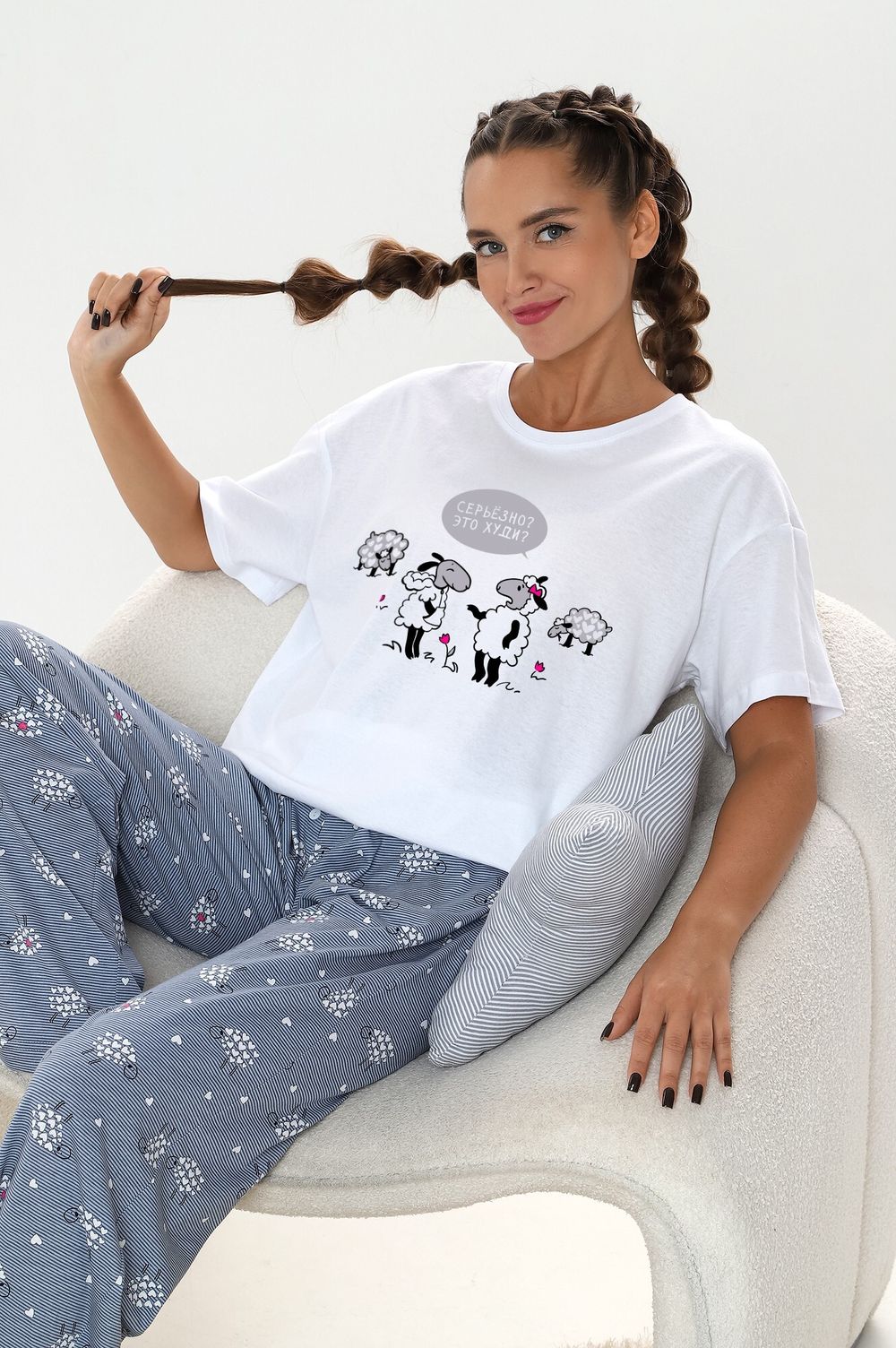 Костюм женский Долли-4 Виотекс БЕЛЫЙ