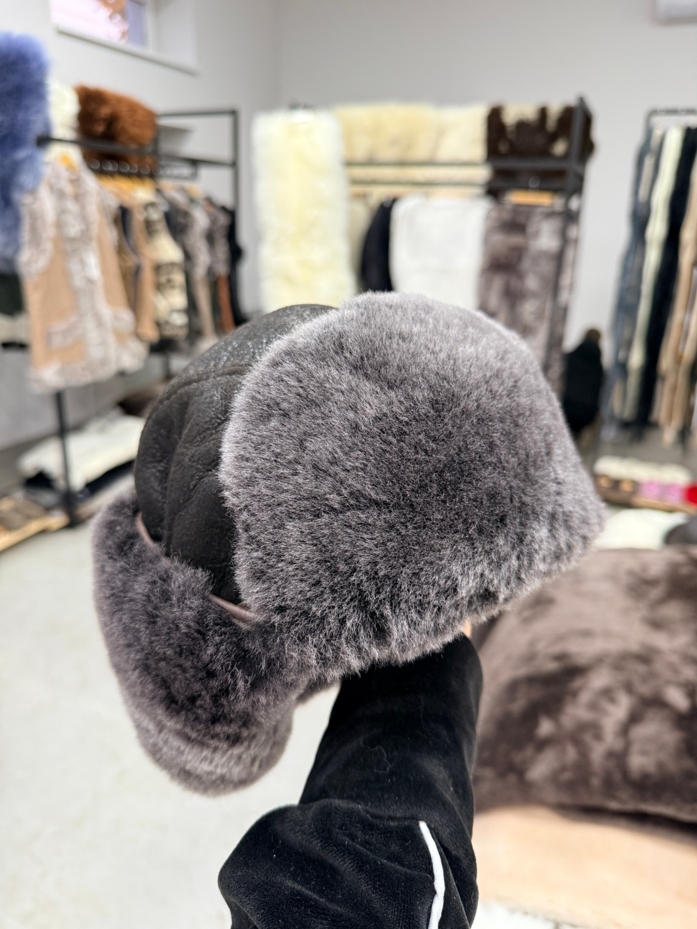 Шапка из натуральной овчины