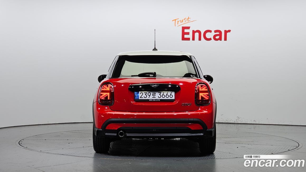 Mini Cooper 5 даерей Classic (07.2023)