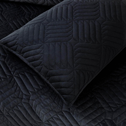 Покрывало 160x220 Sofi De MarkO Армандо черное