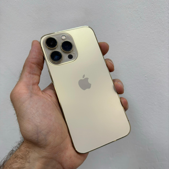 Apple iPhone 13 Pro 256gb АКБ 84% (без комплекта)