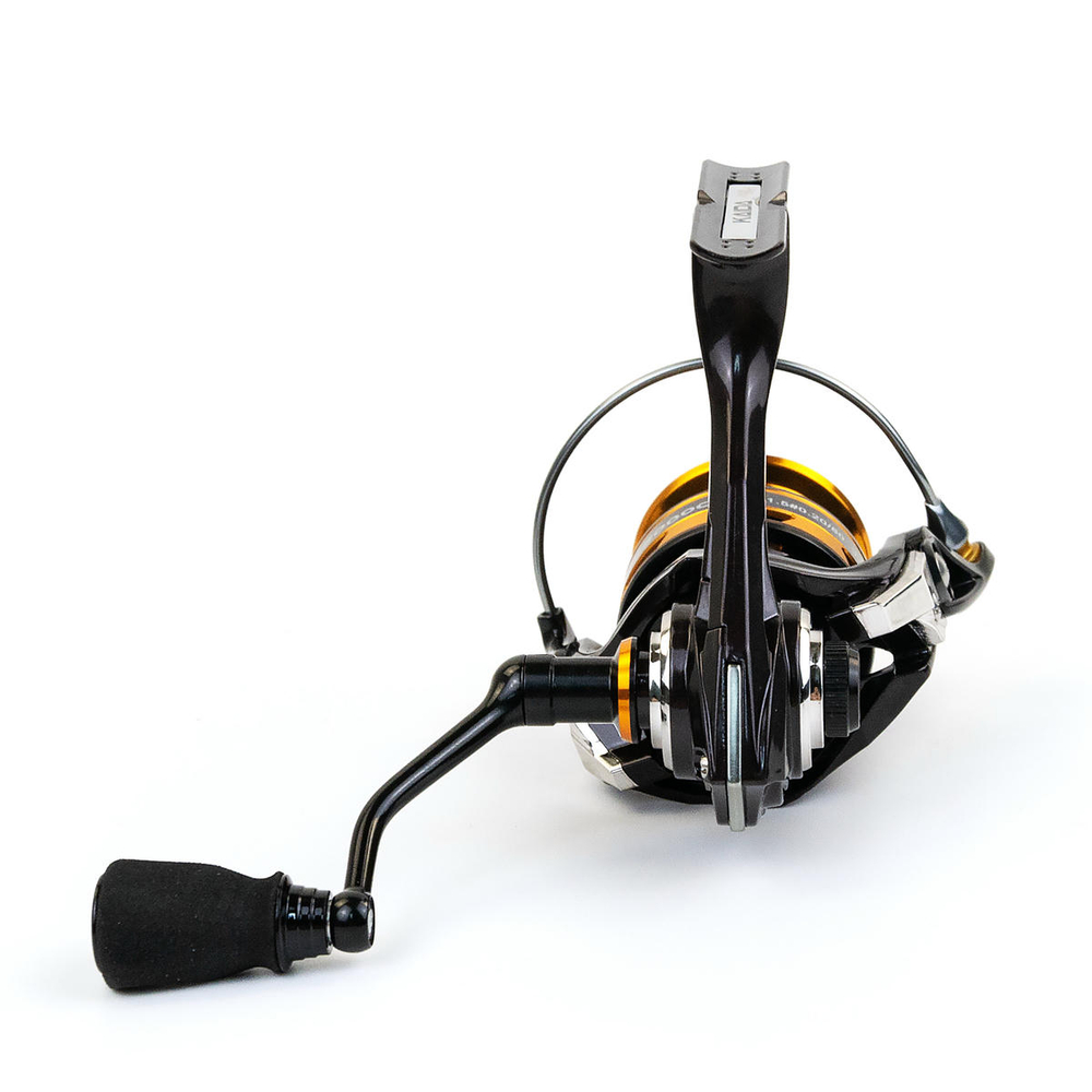 Безынерционная катушка 2000 Kaida MAGE (6+1BB, мет. шпуля)