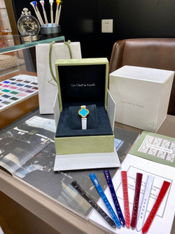VCA Sweet Alhambra Watch