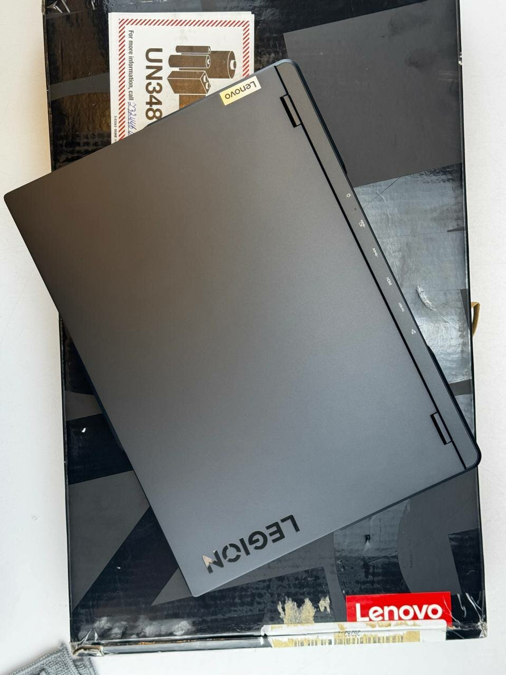 16" Ноутбук Игровой Lenovo Legion 5 Pro 16IRX8, 2560 × 1600 IPS 240 Hz, Core i7-13700HX 4,9ГГц, Nvidia GeForce RTX 4060 8 Gb 140Watt, RAM 16 DDR5, 512Gb SSD