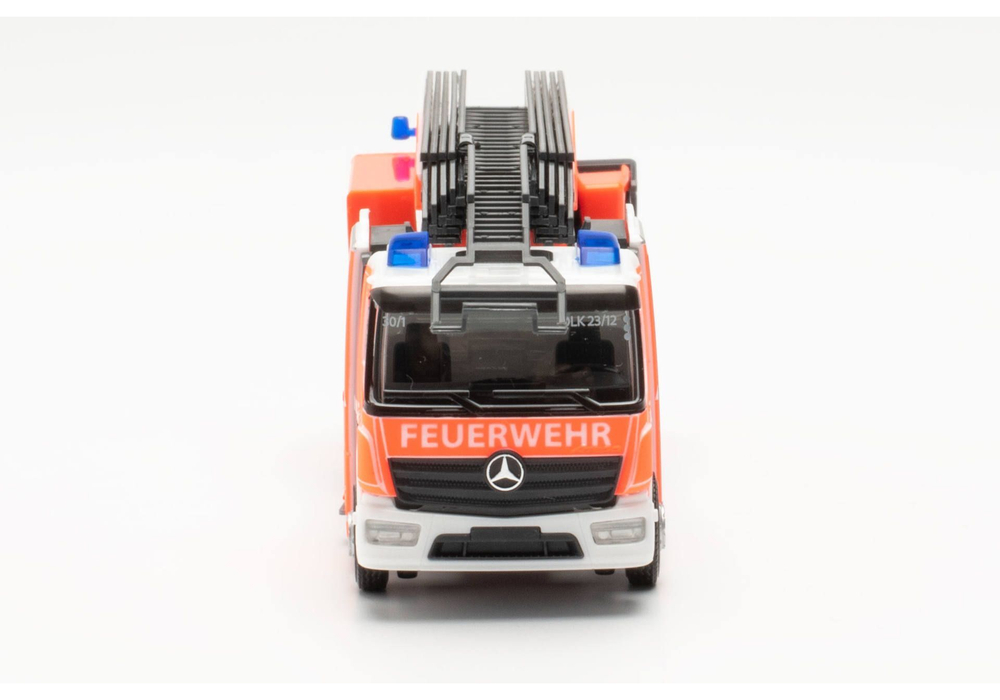 Пожарная машина Mercedes-Benz Atego поворотная лестница с ящиком для оборудования "Gersthofen Fire Department" (Бавария/Герстхофен)