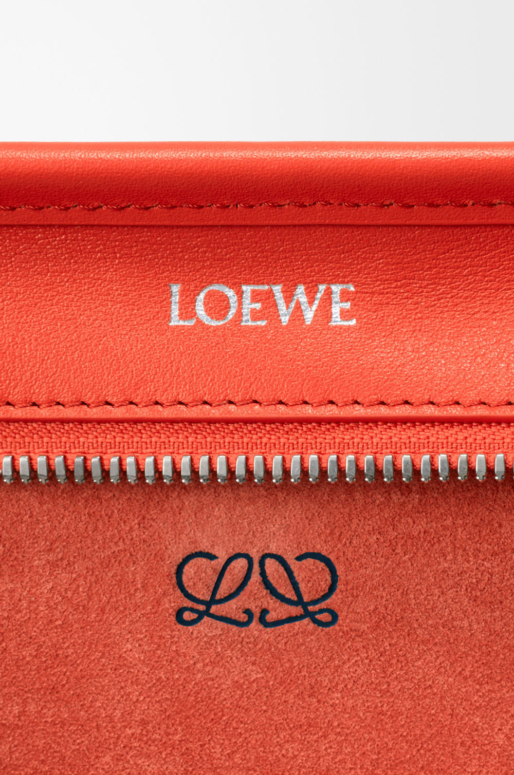 Loewe Маленькая сумка Amazona 180 из мягкой телячьей кожи, оранжевый