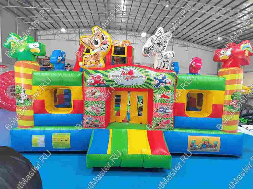 Надувной батут «Звериный мир» с горкой и аркой,с сеткой на входе 7*5*4,2 м
