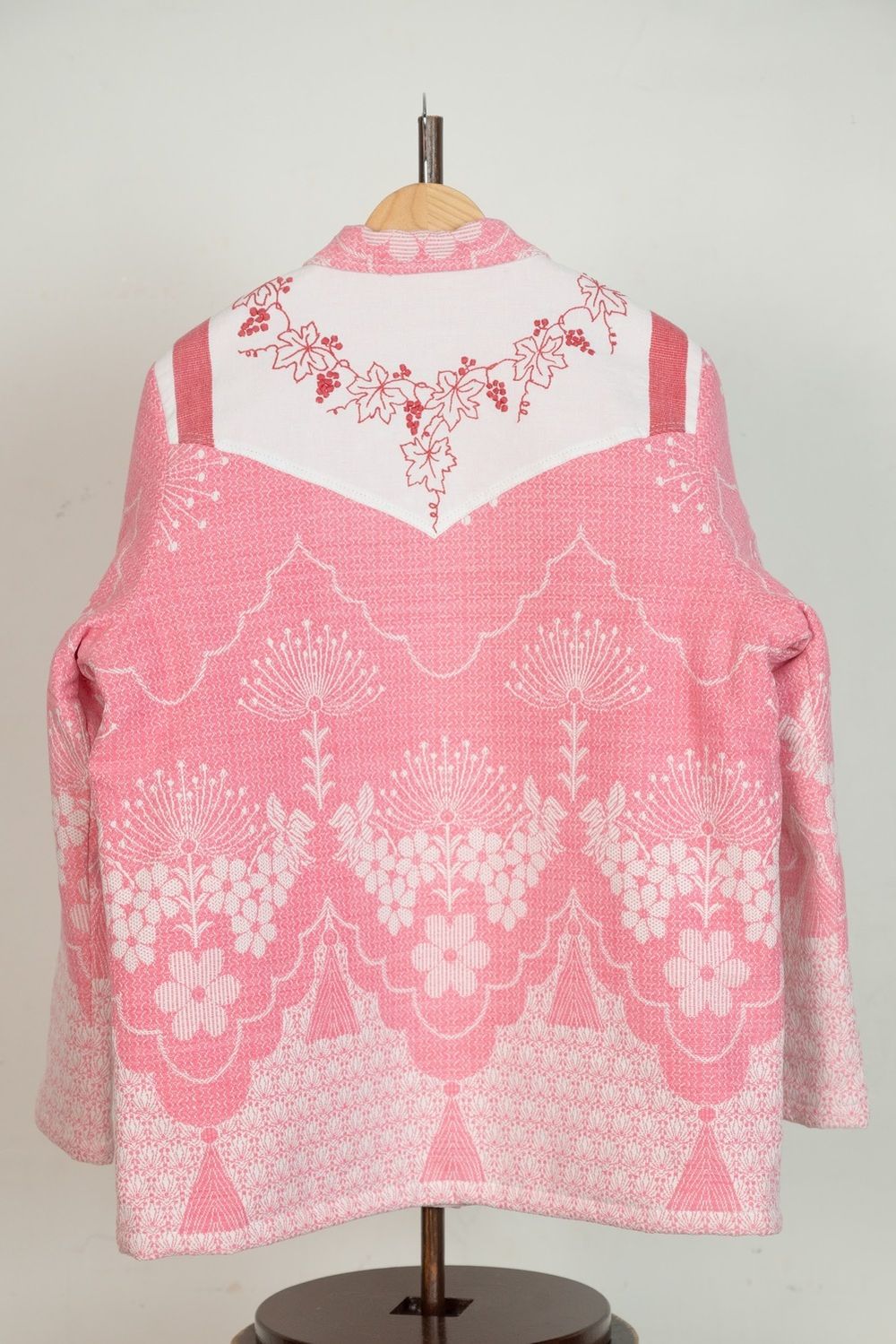 Куртка Soeurs с Кокеткой / Yoke розовая