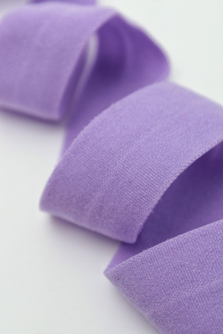 Бейка эластичная яркая лаванда матовая ширина 20 мм