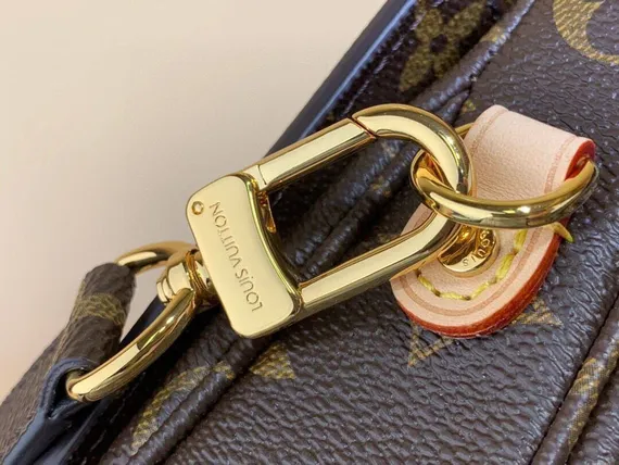 Сумка Louis Vuitton Pochette Metis темно-коричневый