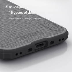 Противоударный чехол для iPhone Air, серия Super Frosted Shield Pro (Clear version) прозрачный тонированный от Nillkin