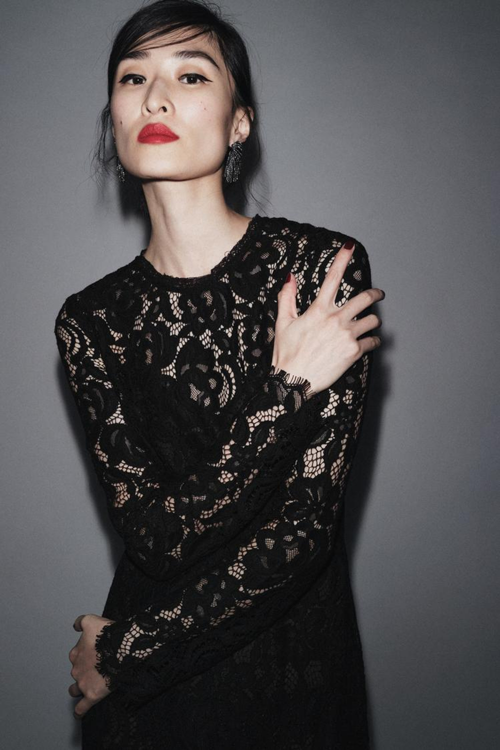 ZARA ПЛАТЬЕ МИДИ С КРУЖЕВОМ — ZW COLLECTION LIMITED EDITION, ЧЕРНЫЙ