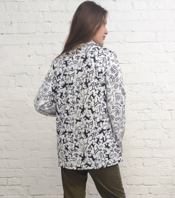 Трикотажный жакет "Петроглиф"