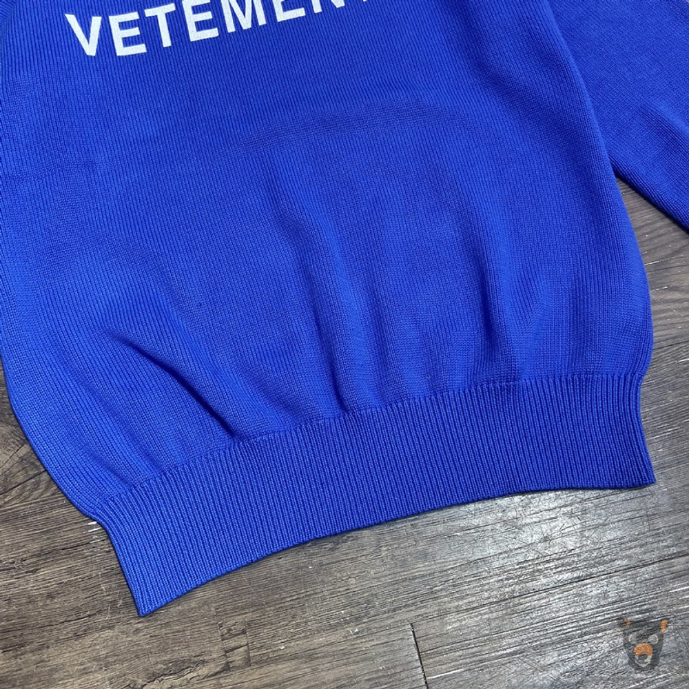 Свитер Vetements