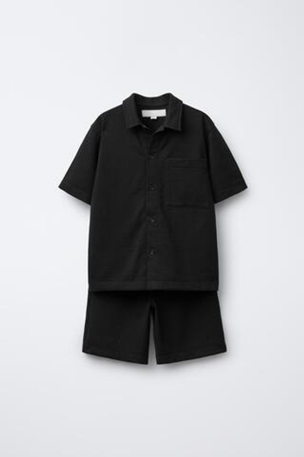 ZARA КОМПЛЕКТ ИЗ РУБАШКИ С КАРМАНОМ И ШОРТЫ-БЕРМУДЫ, ЧЕРНЫЙ