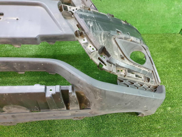 Бампер передний Lada Vesta (2015-н.в.) Cross