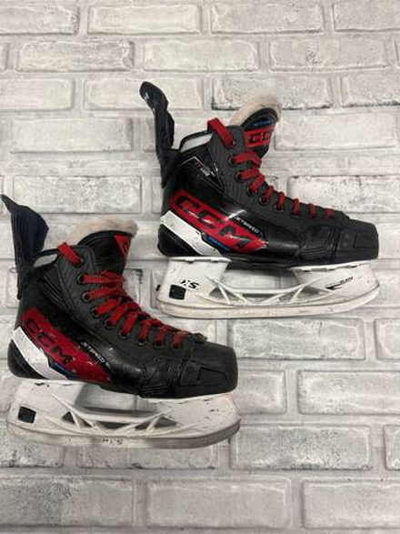 CCM jetspeed ft680 JR 3.5R (EUR 36,5)