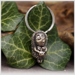 Брелок "Ежик" для ключей , сумок и рюкзаков , мельхиор