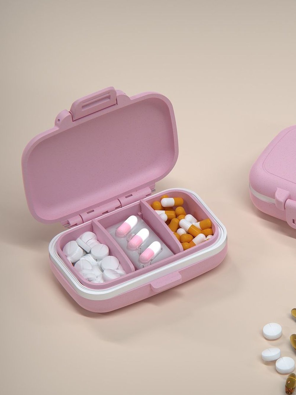 Таблетница маленькая 3 ячейки розовая (М11-014)