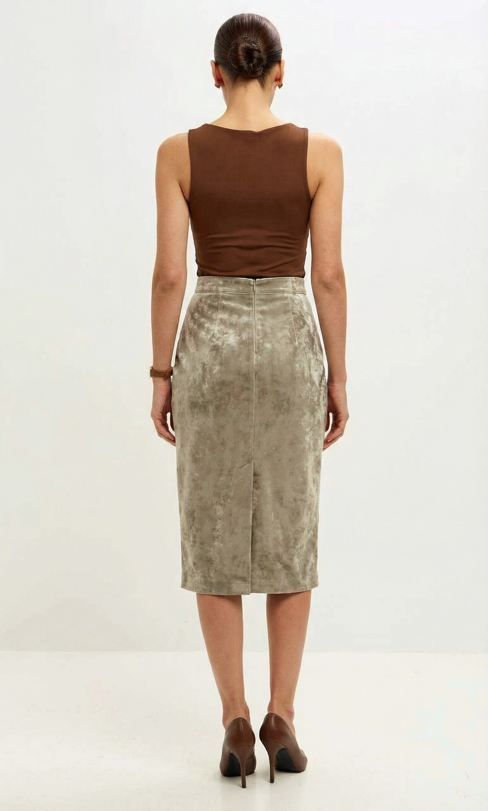Юбка Сандра из экокожи в оттенке миндаля