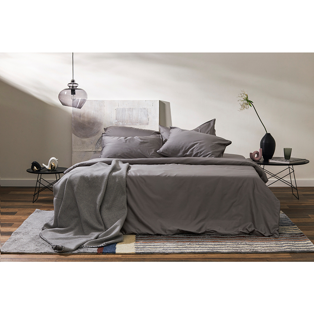 Комплект постельного белья из премиального сатина серого цвета из коллекции essential, 150х200 см