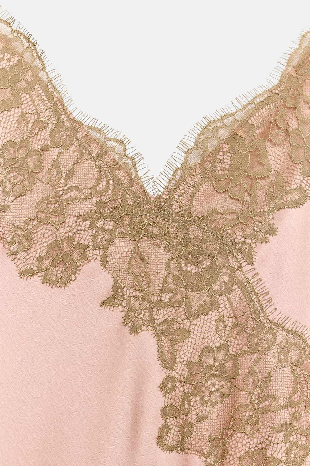 ZARA АТЛАСНОЕ ПЛАТЬЕ С КРУЖЕВОМ — ZW COLLECTION, ПУДРОВО-РОЗОВЫЙ