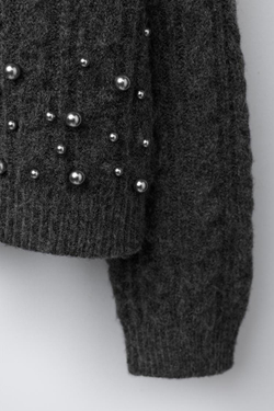 ZARA ВЯЗАНЫЙ КАРДИГАН С ЖЕМЧУГОМ И УЗОРОМ «КОСЫ», АНТРАЦИТОВО-СЕРЫЙ