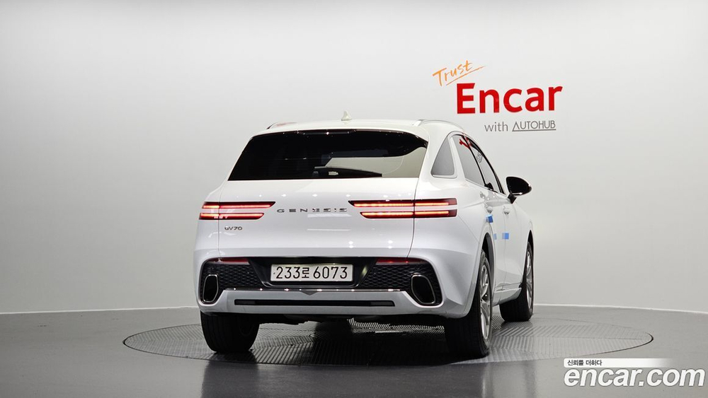 Genesis GV70 2.5T Бензин 2WD (05.2022)