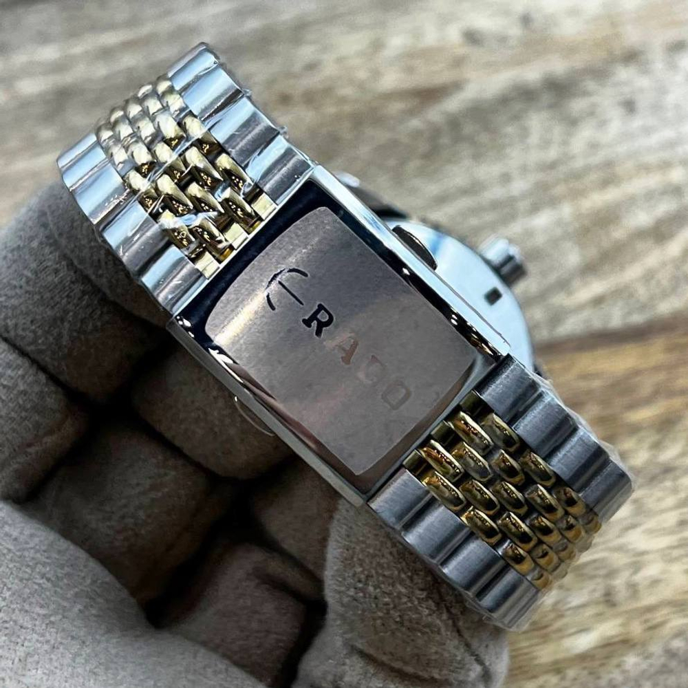 Часы Rado