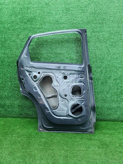 Дверь задняя левая Geely Tugella (2019-2024)