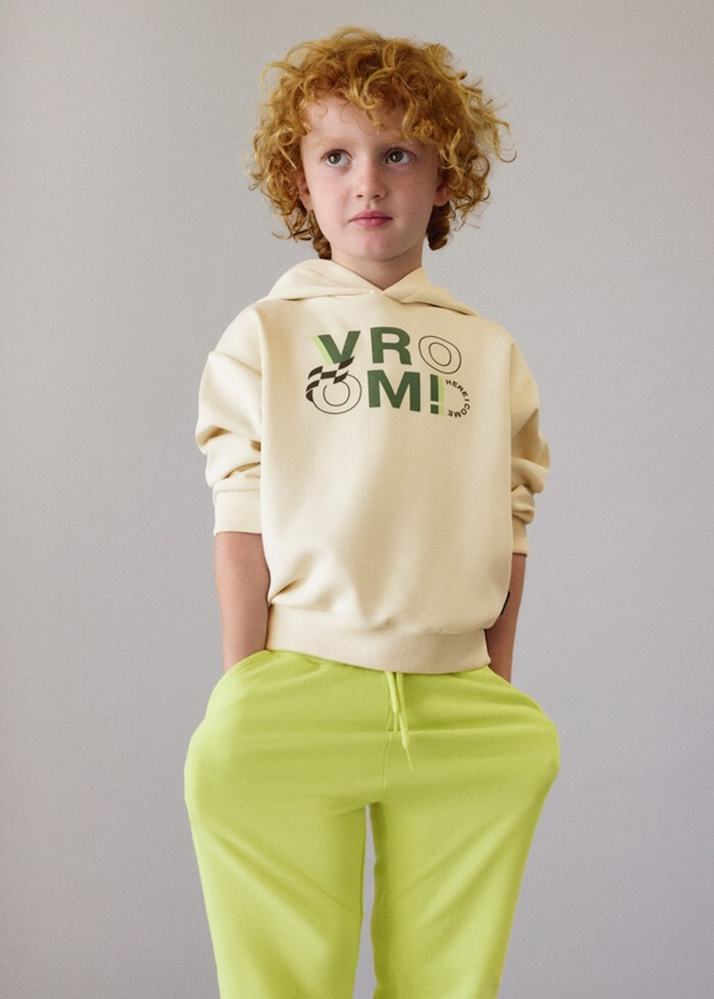 спортивные брюки