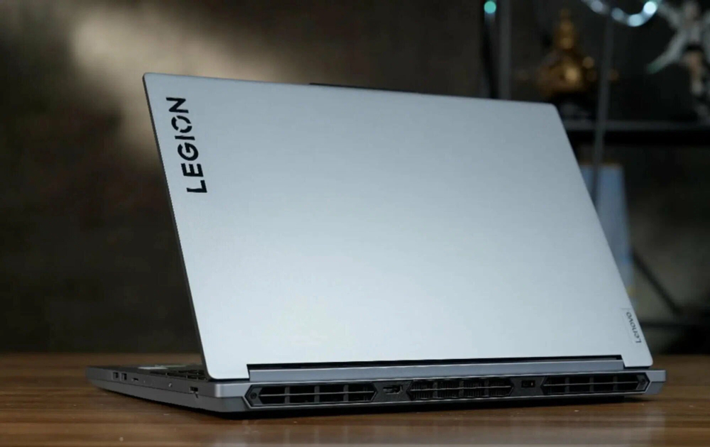 Ноутбук Lenovo Legion 5 (Y7000P) IRX9 / 16 "2,5K (2560*1600) 165Hz / RTX4070 / I7-14700HX / 16GB DDR5 / 1TB / Win11 Home / Полностью русифицирован
