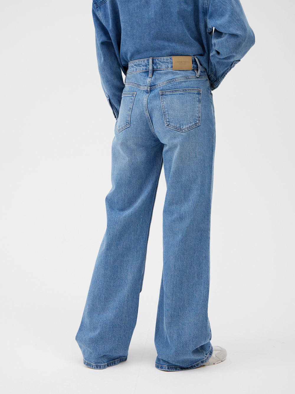 Женские Джинсы BOOTCUT