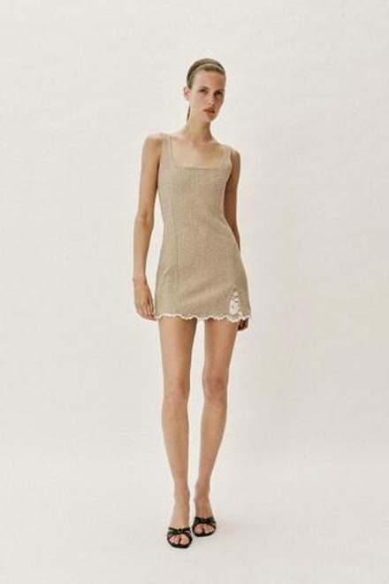 ZARA КОРОТКОЕ ПЛАТЬЕ ИЗ РЕЛЬЕФНОЙ ТКАНИ, БЕЖЕВЫЙ