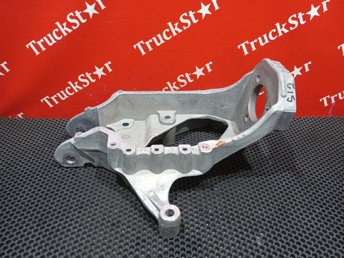 Кронштейн кабины передний левый