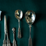 Комплект приборов для сервировки стола